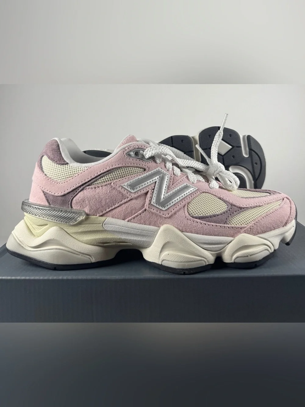 New Balance 9060 Pink Beige Rose Beige U9060LBC Womens Size 8